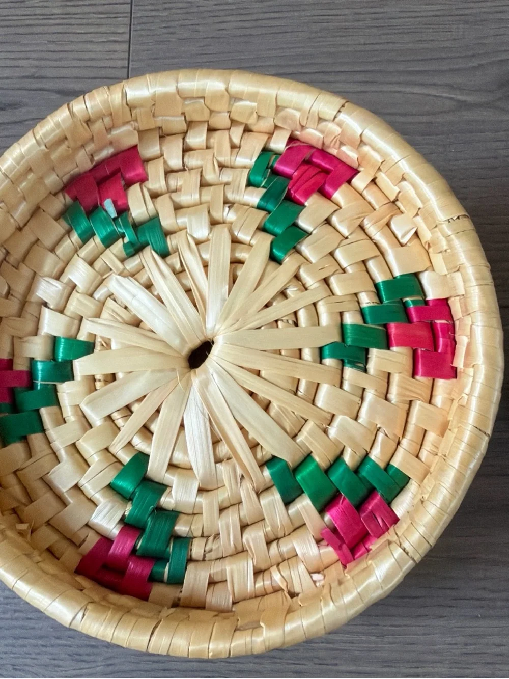 Woven Straw Decorative Storage Basket with Red and Green Accents 6x4 Lidded